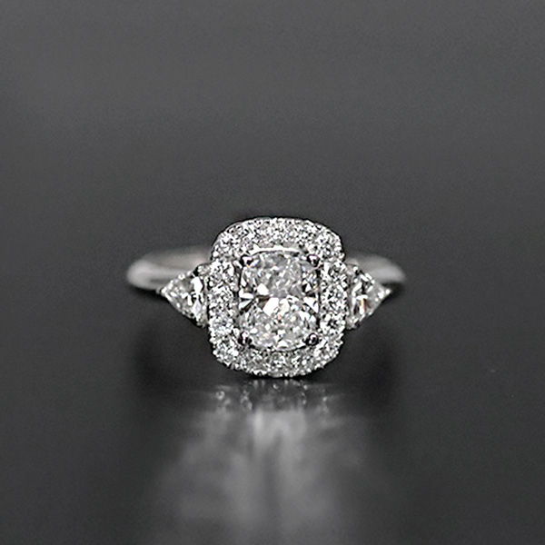 實驗室鑽石枕形女戒1克拉D.vs1 